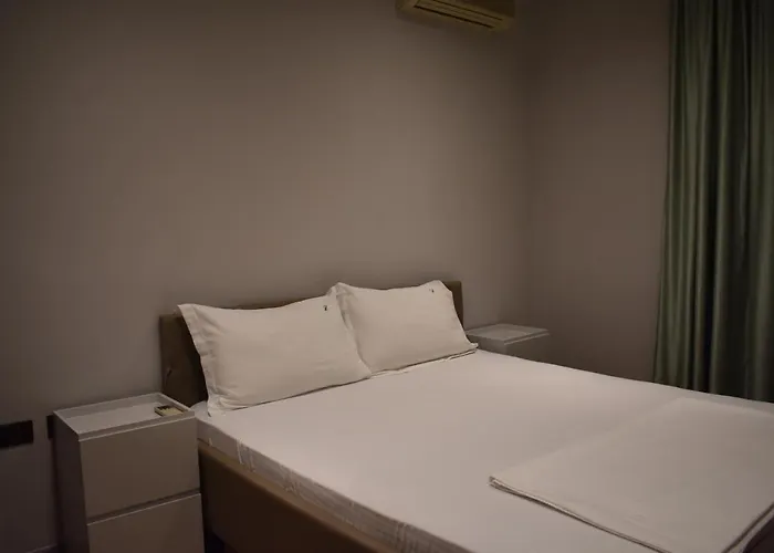 Tam Serviced Apartment Shallvaret Central District