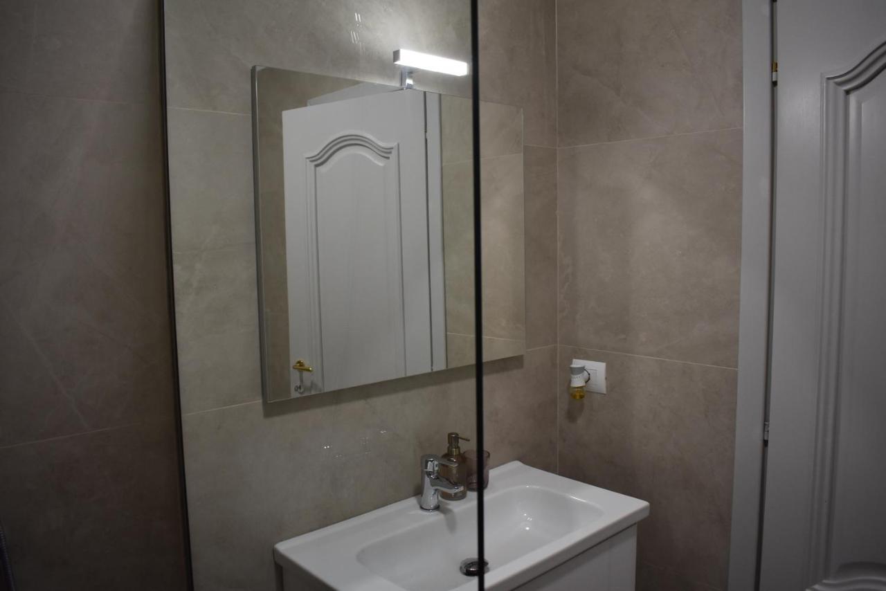 Tam Serviced Shallvaret District Appartement Tirana